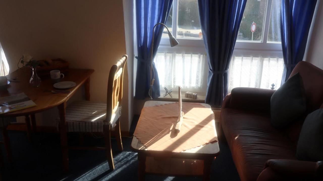 Ferienwohnung " Lee " Neuharlingersiel Buitenkant foto